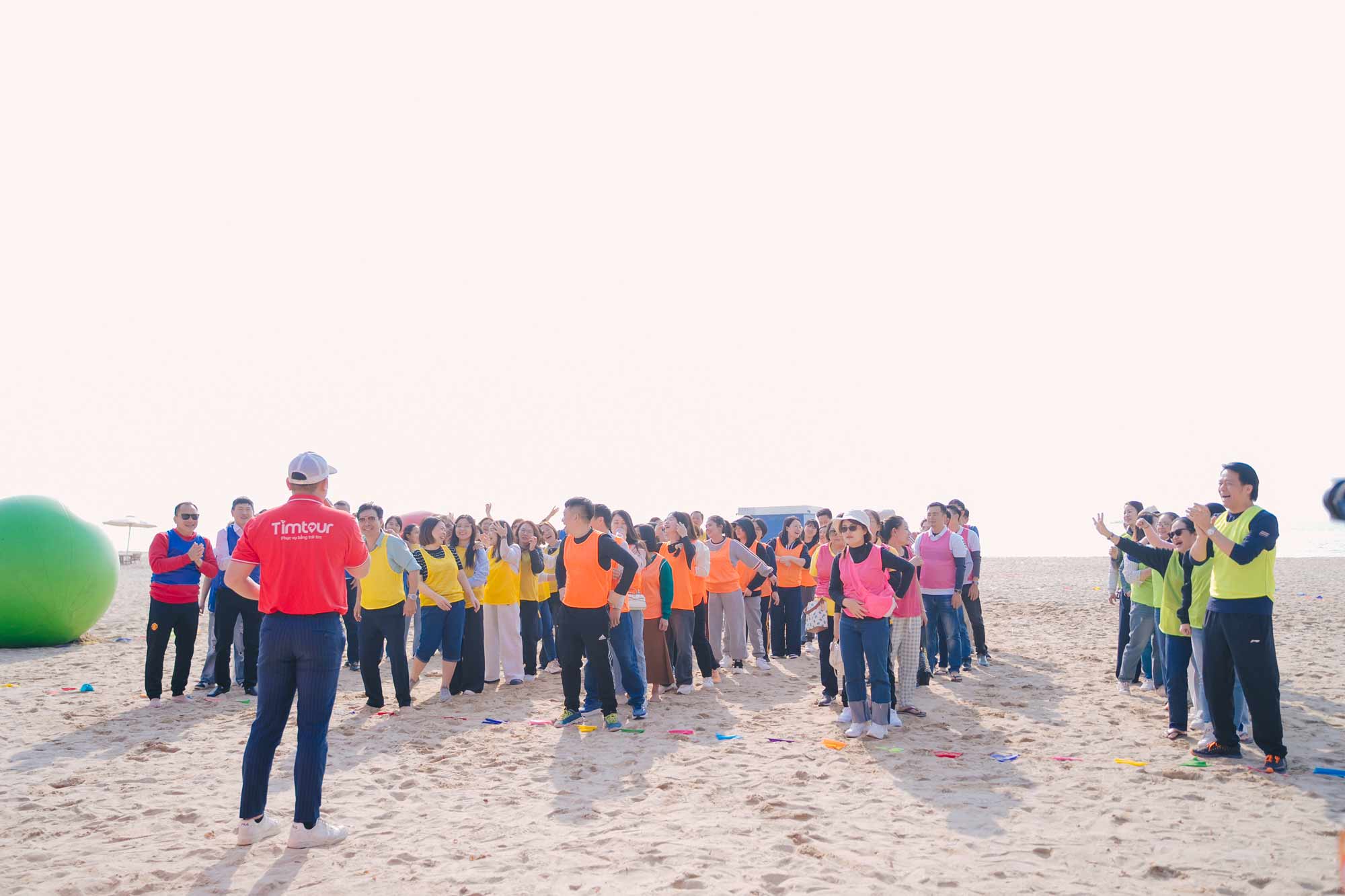 Tổ chức tour du lịch cho công ty với chi phí thấp 1